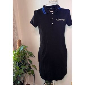 GREAT CONDITION Calvin Klein T- Shirt 100% cotton dress size S/P Short Sleeve Fl